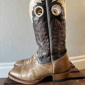 Men’s ARIAT Style 10029694 Western Boot Size 9D